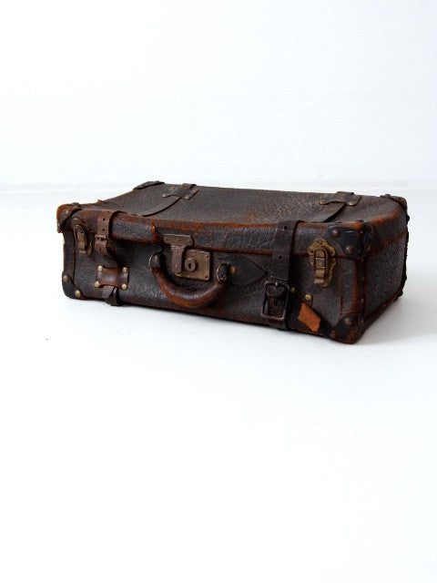 Large leather online suitcase