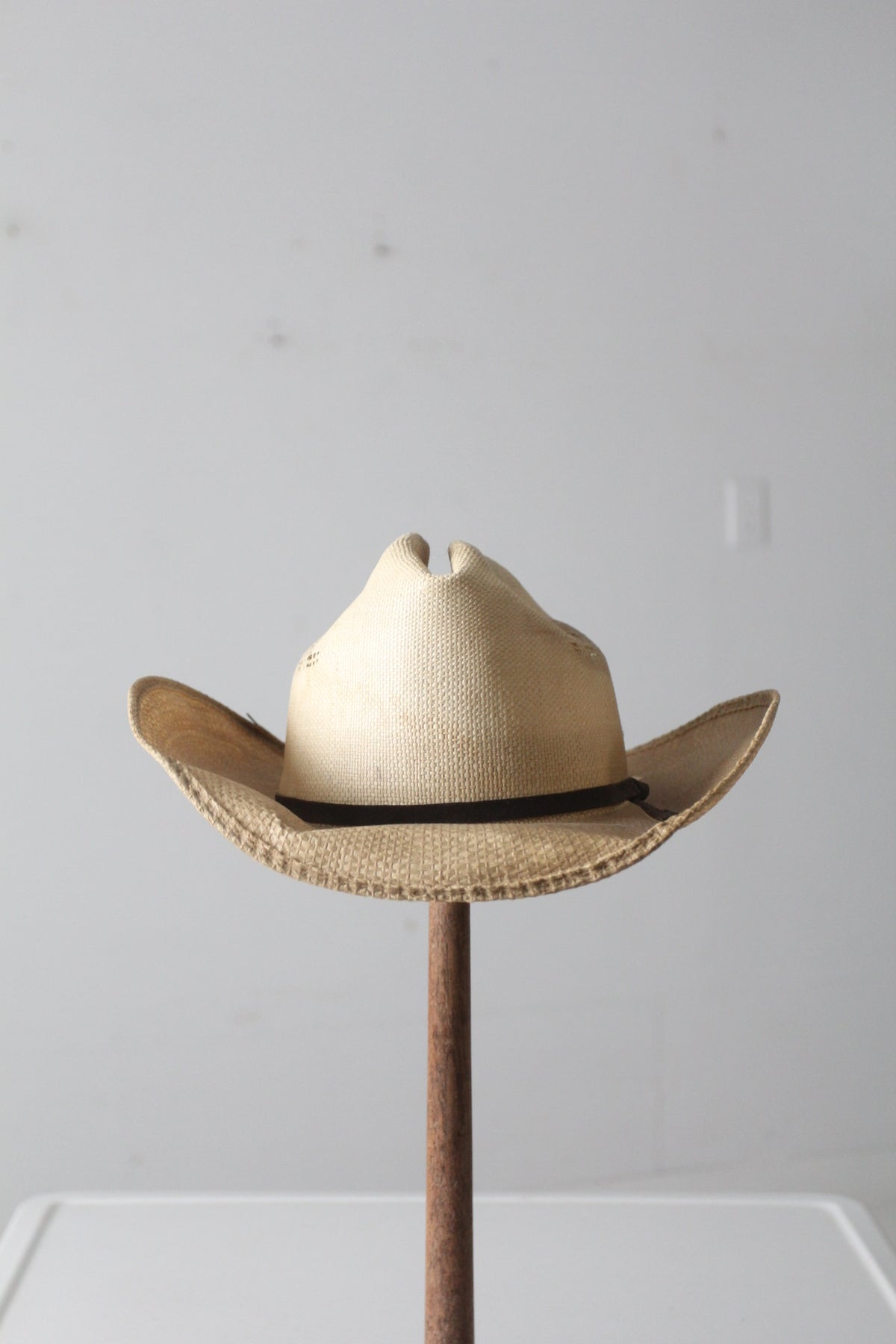 vintage Rockmount distressed straw cowboy hat