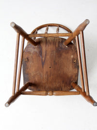 antique Windsor bow-back dining chair