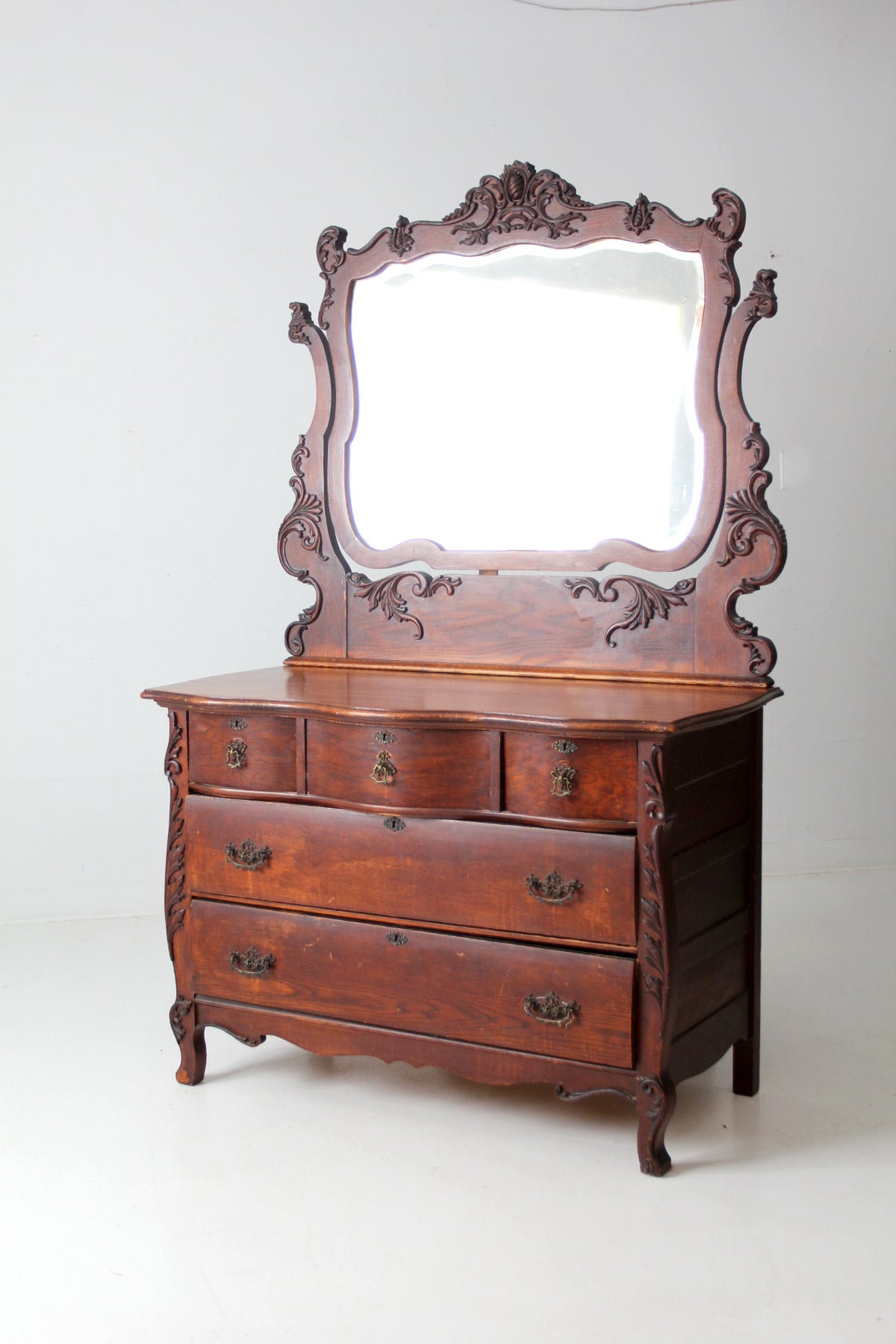 antique Victorian dresser with mirror