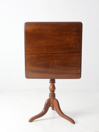 antique tilt top parlor table