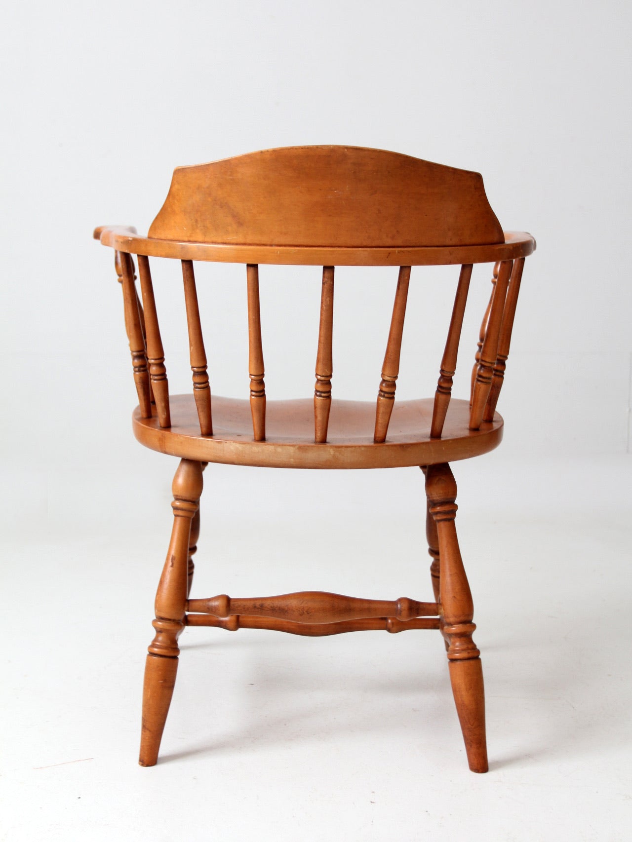 Antique windsor chair with arms hot sale