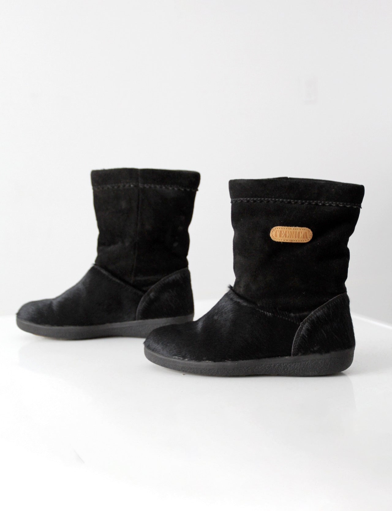 Tecnica black fur boots fashion