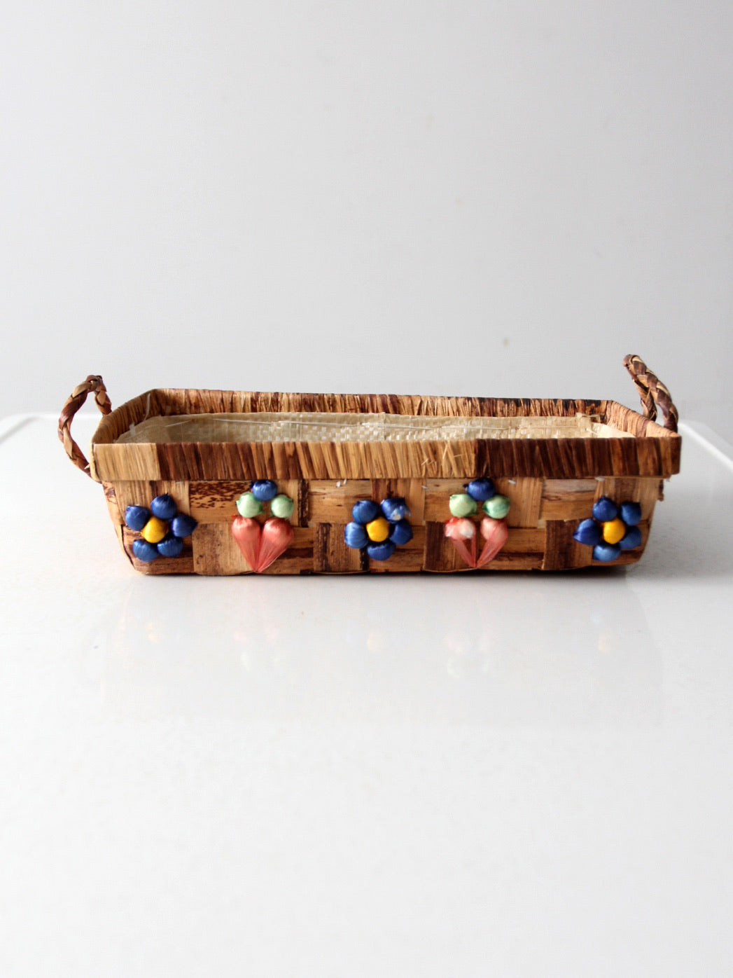 vintage raffia floral basket tray