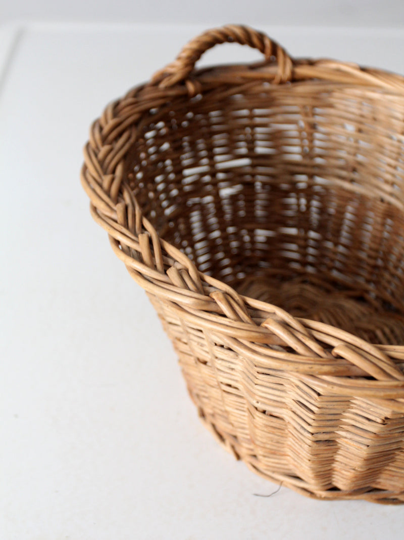 vintage harvest basket