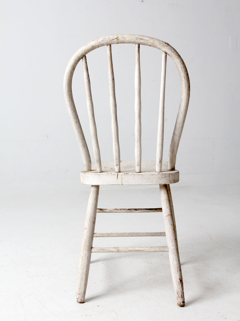 antique white spindle back chair