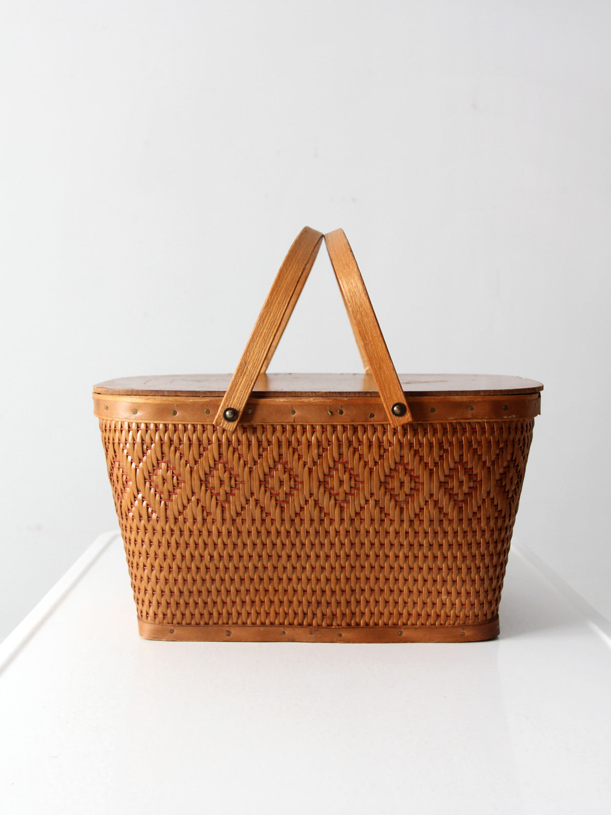 vintage picnic basket