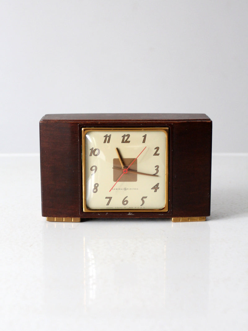 vintage 1940s GE electric mantle clock