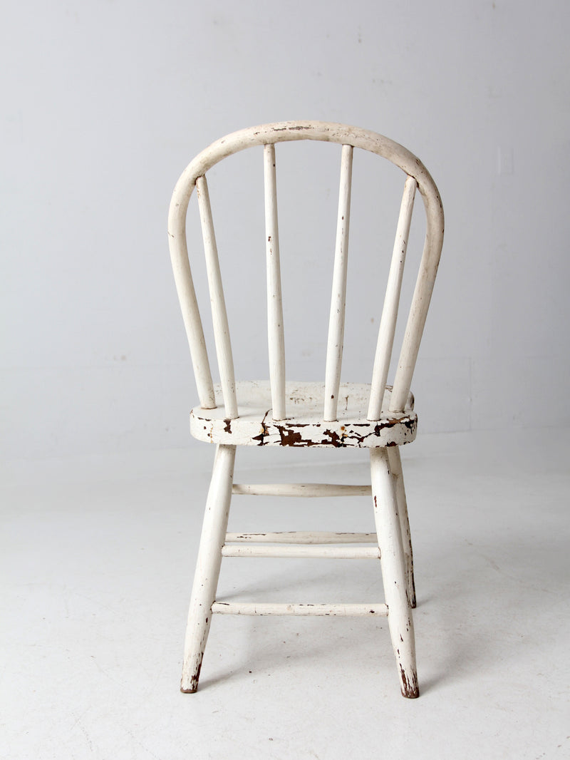 antique white spindle back chair