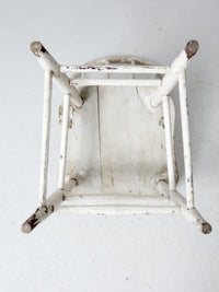 antique white spindle back chair