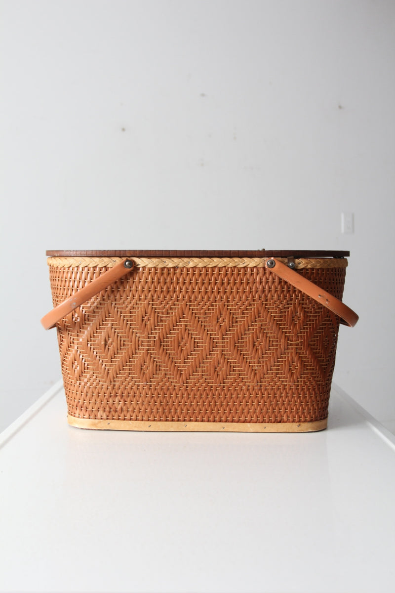 vintage picnic basket