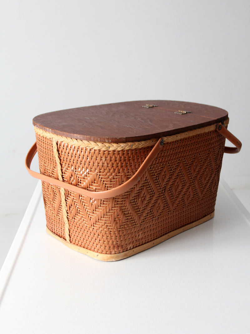 vintage picnic basket