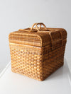 vintage woven picnic basket with lining