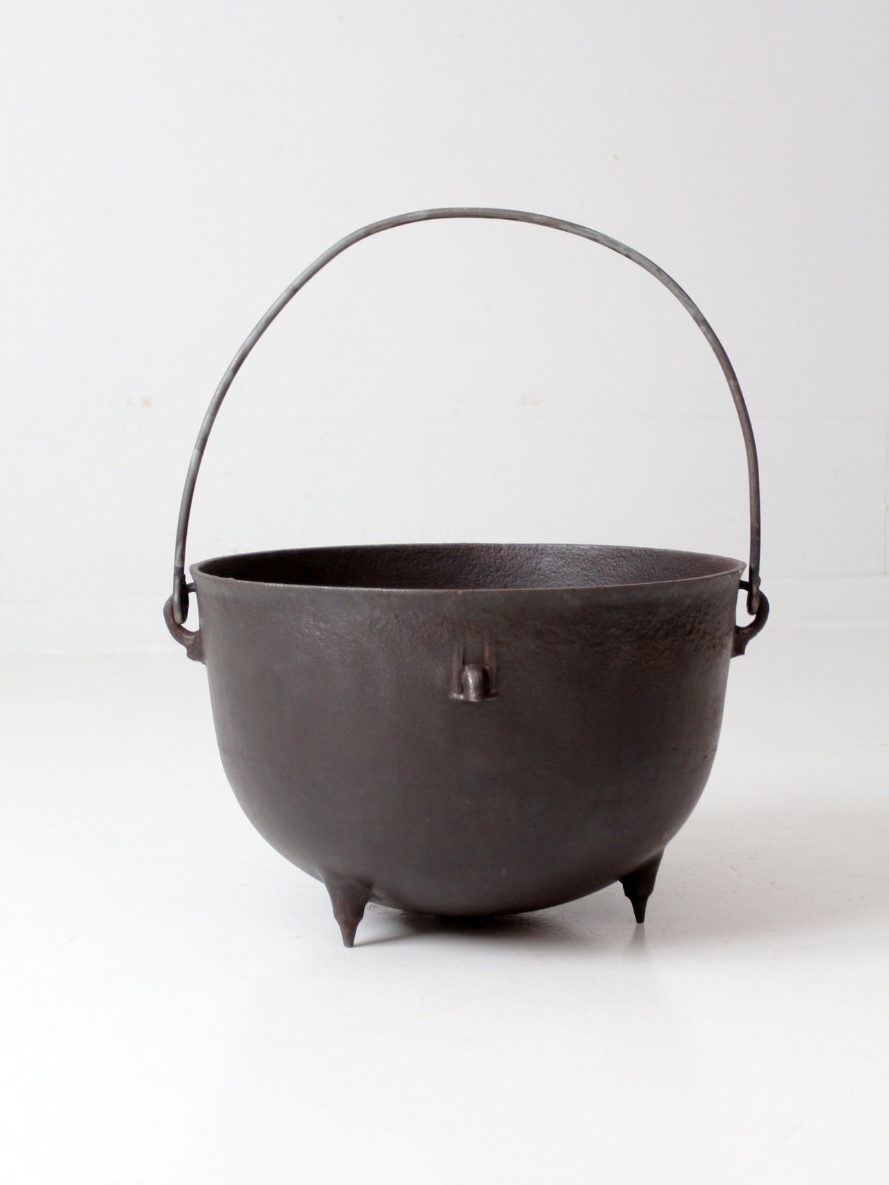 Cast offers iron Antique Pot