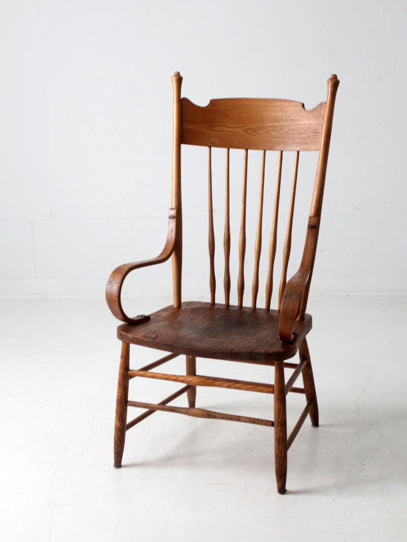 antique American Windsor arm chair