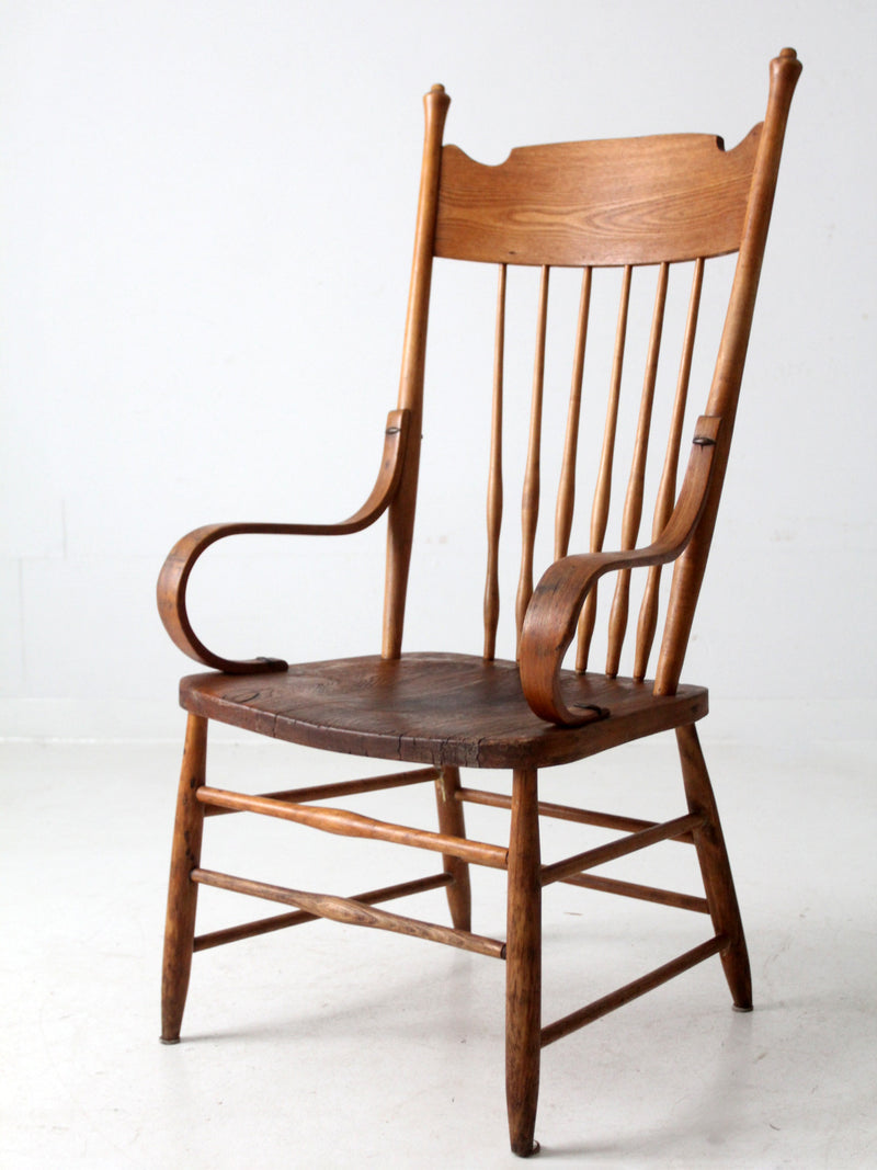 antique American Windsor arm chair