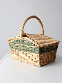 vintage wicker picnic basket