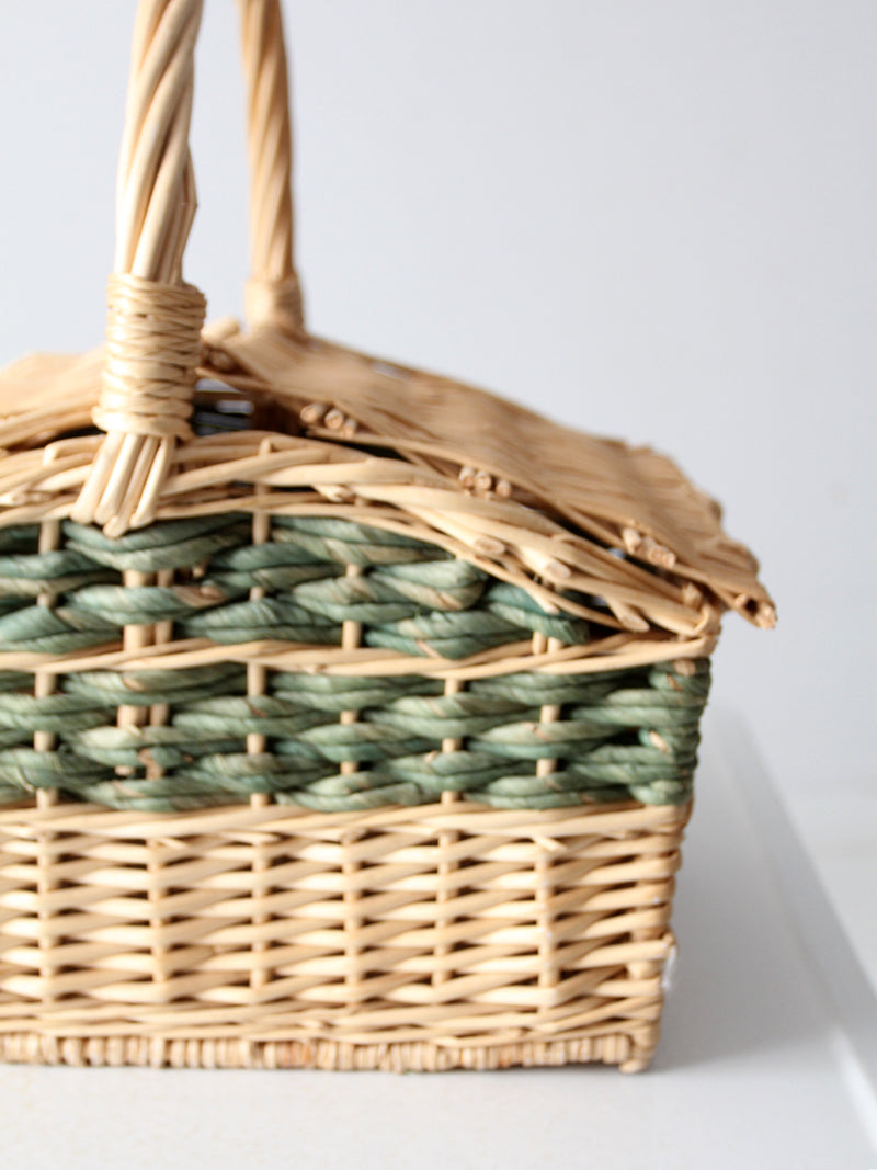 vintage wicker picnic basket