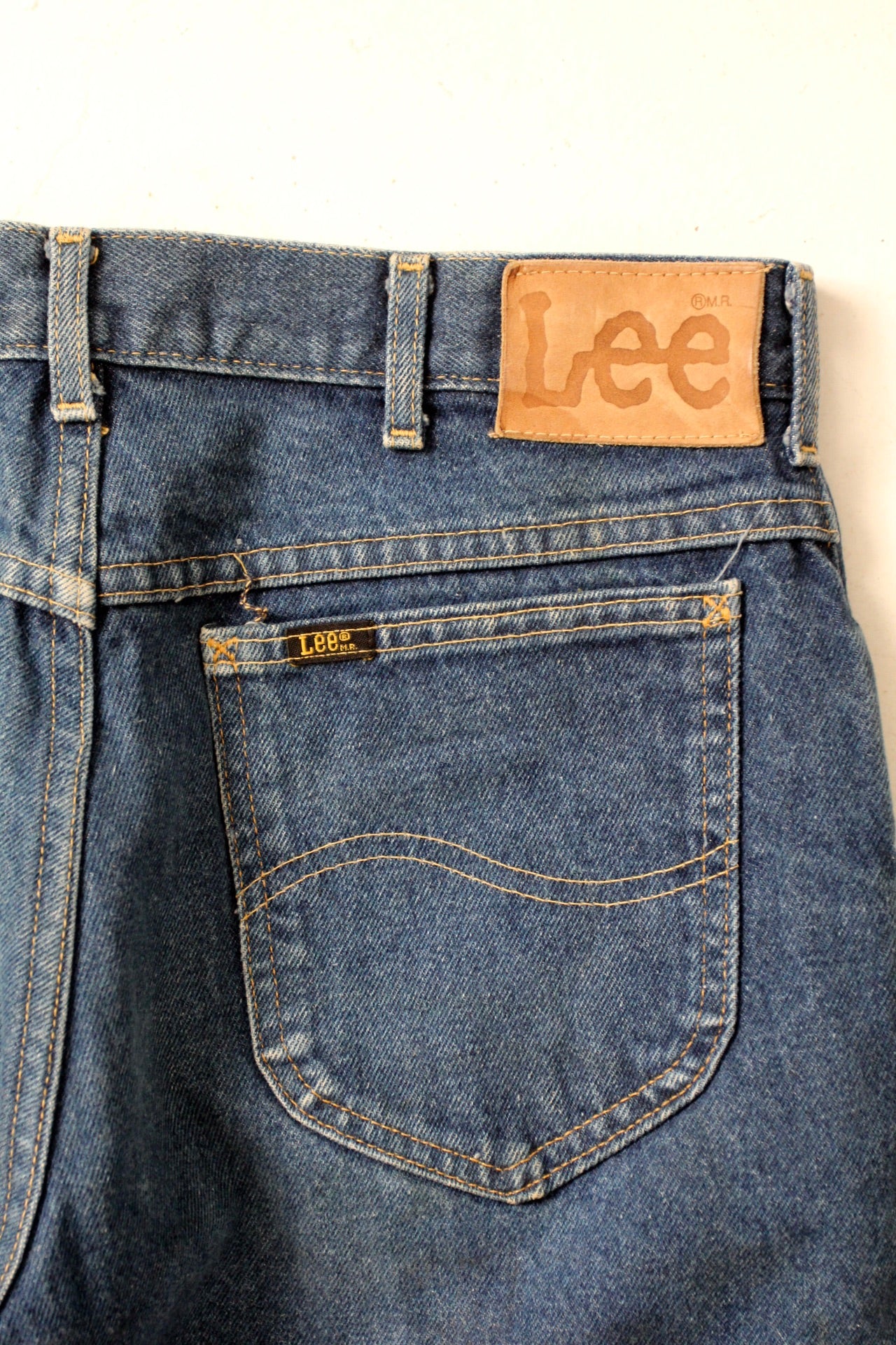 Slim Fit Plain Lee Dark Blue Denim Jeans at Rs 2305/piece in Khatauli | ID:  2852419699362