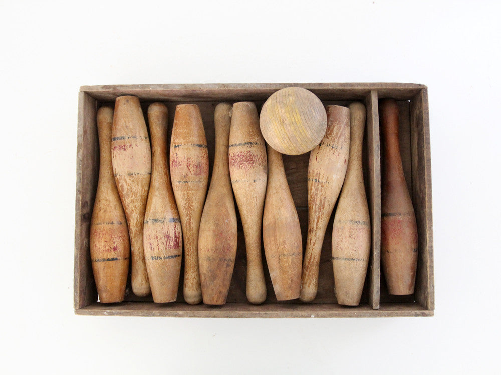 VTG LL top Bean Wood Pin Bowling Set W/Case