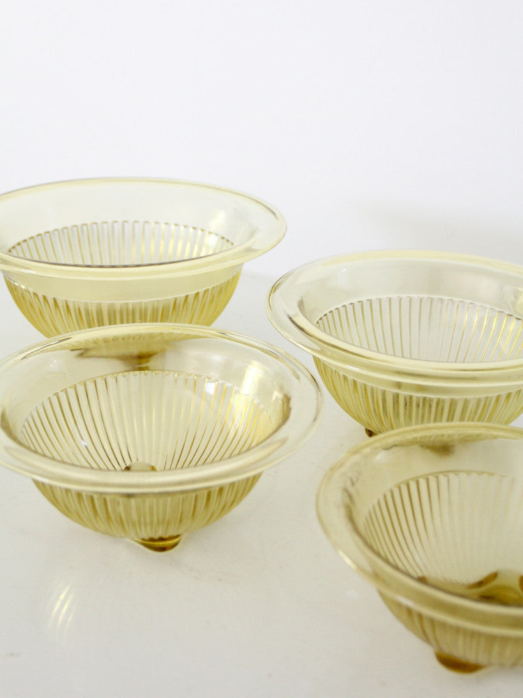 Federal Glass Co. mixing bowl set of 4 amber glass bowls circa