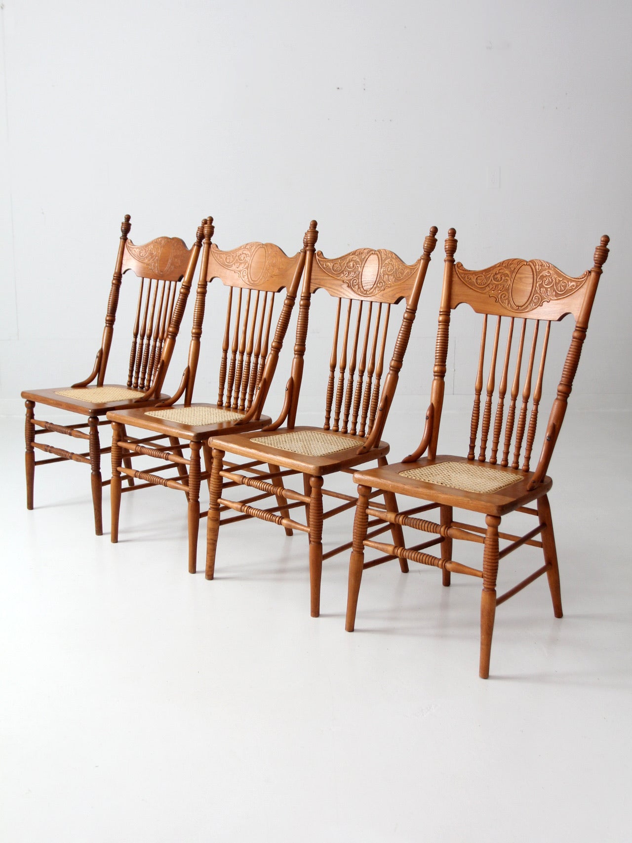 Pressed back dining discount chairs