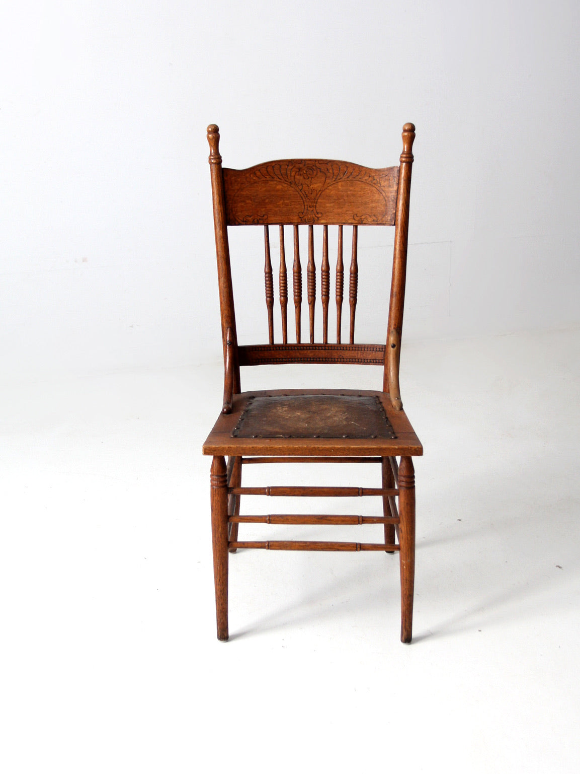 Antique rocker best sale with leather seat