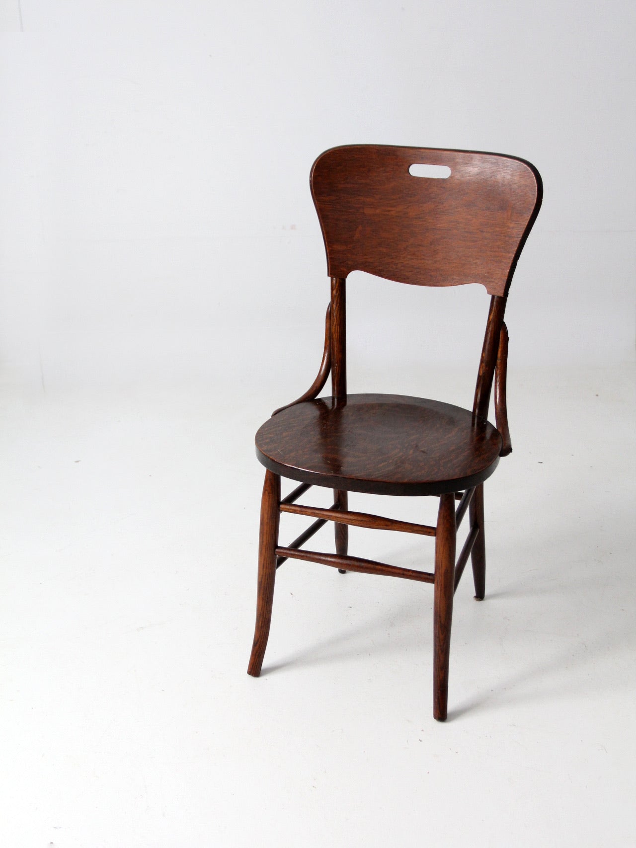 Antique Bentwood Chair – 86 Vintage