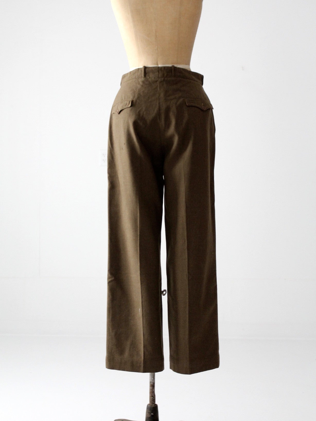 Beige Ladies Swing Trousers - Vintage Style Trousers | Pantsuits for women,  Pants for women, Womens fashion vintage