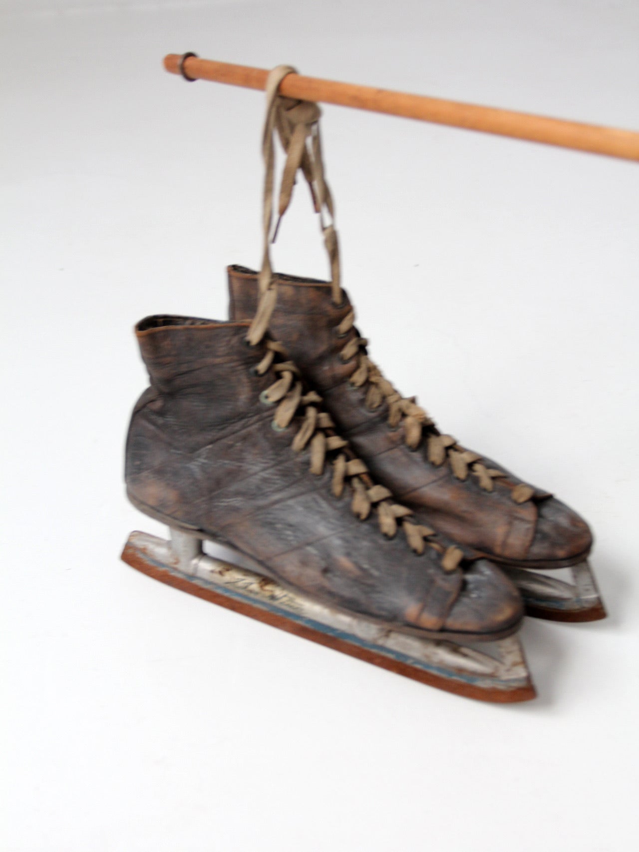 Antique Ice shops skates