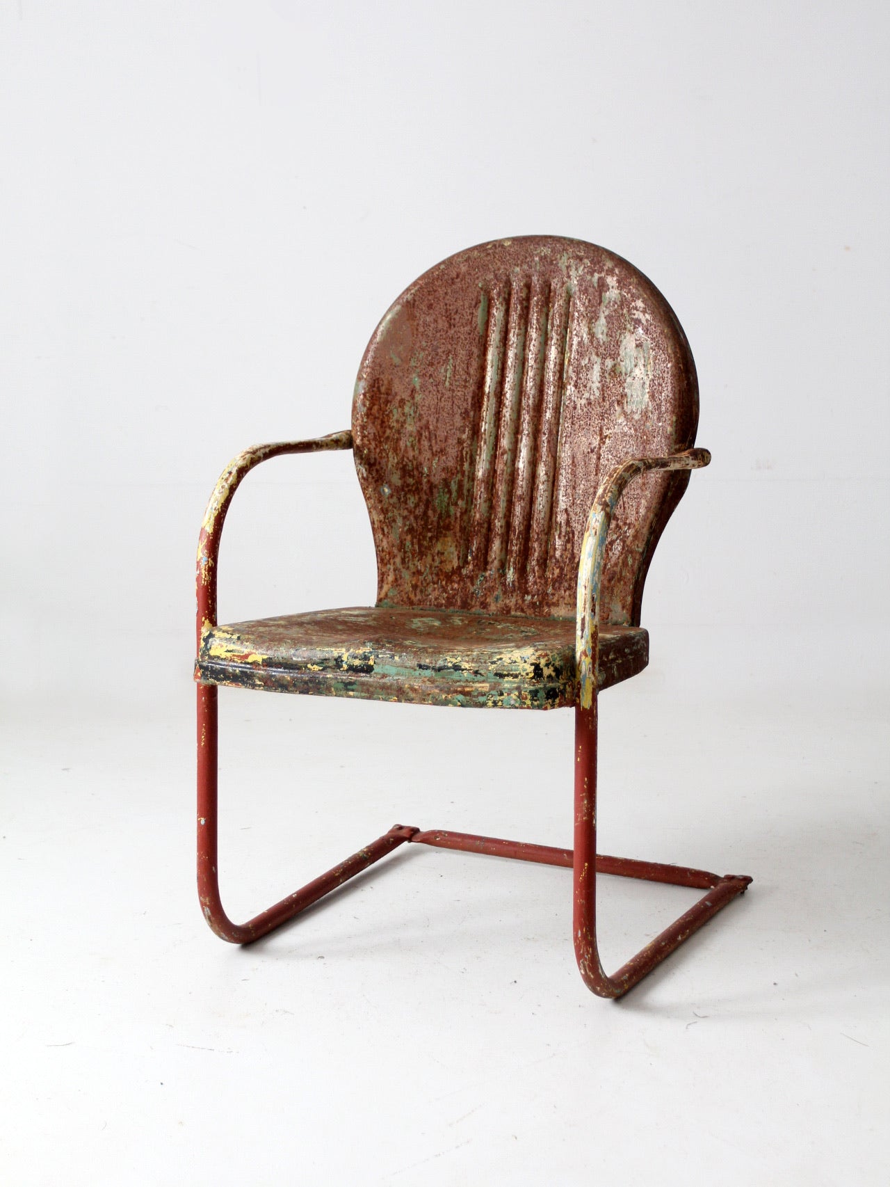 Vintage metal motel discount chairs