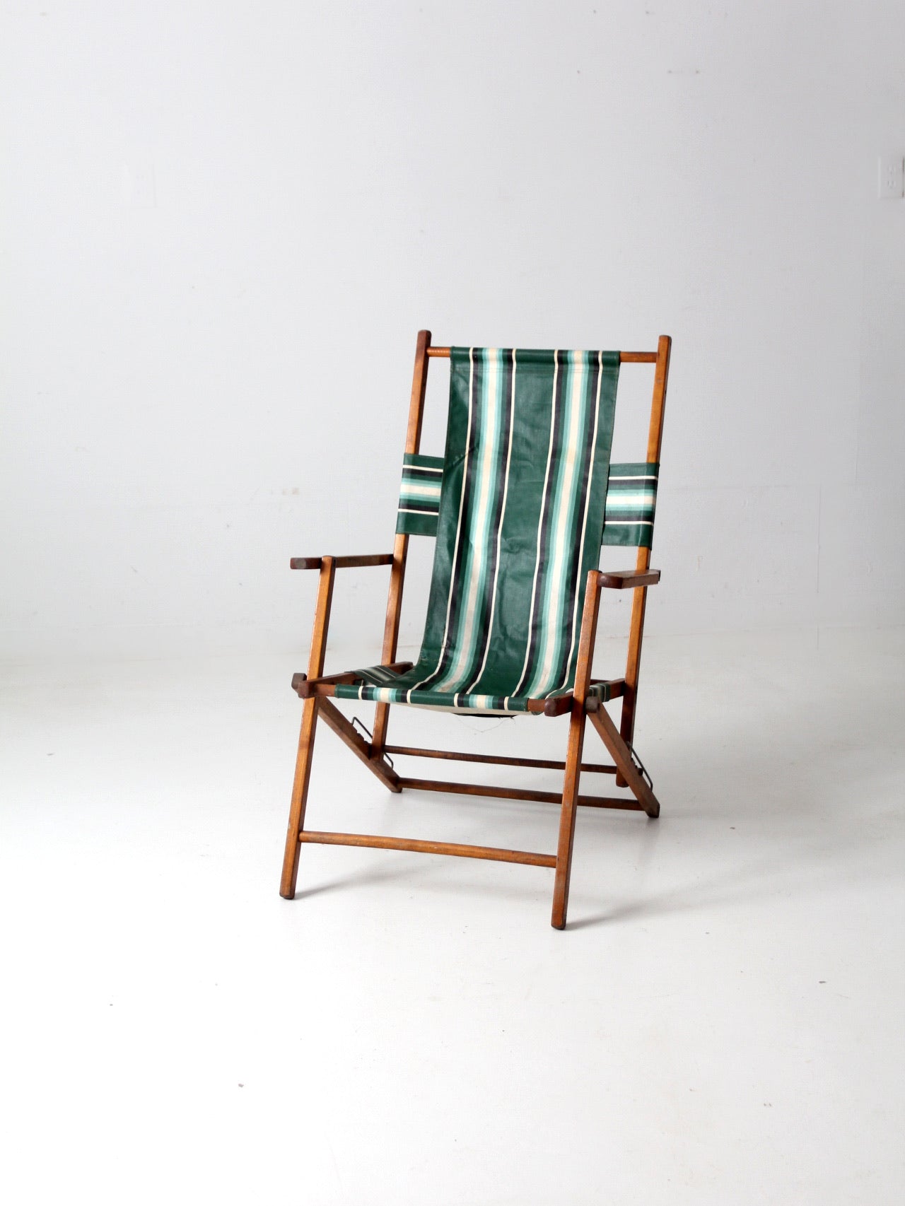 Vintage deck chair discount canvas