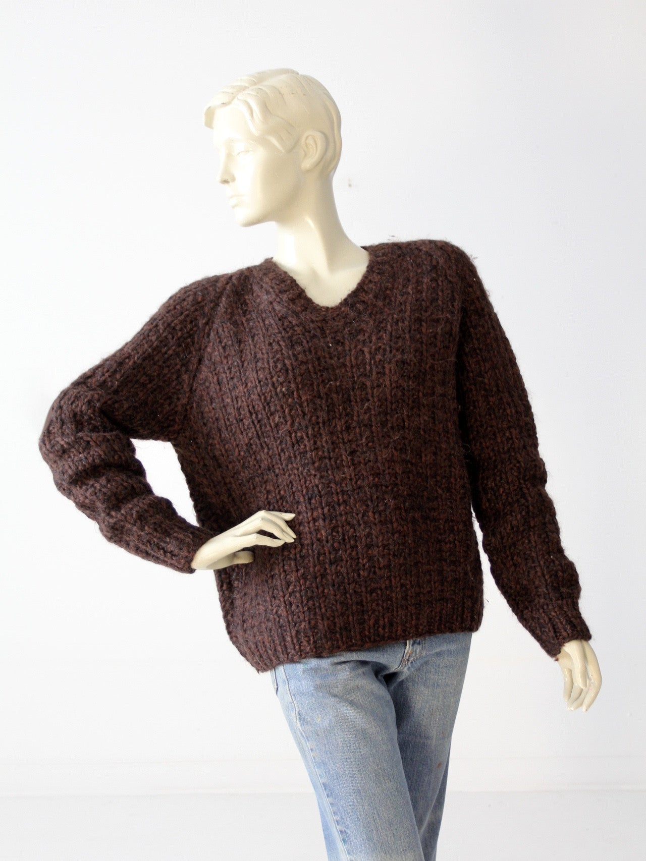 vintage chunky knit sweater with v-neck – 86 Vintage