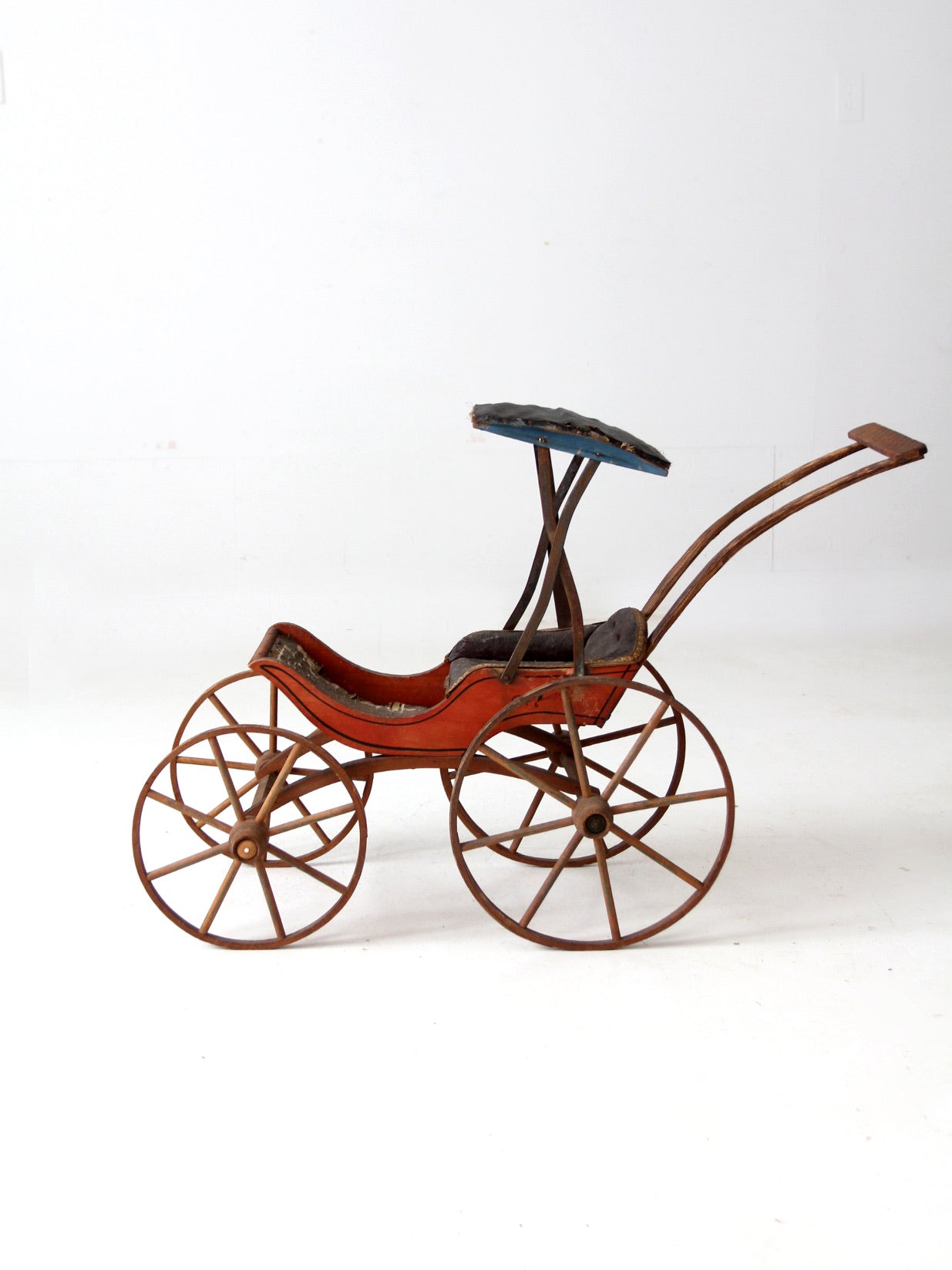 Vintage Wood fashion Doll Carriage