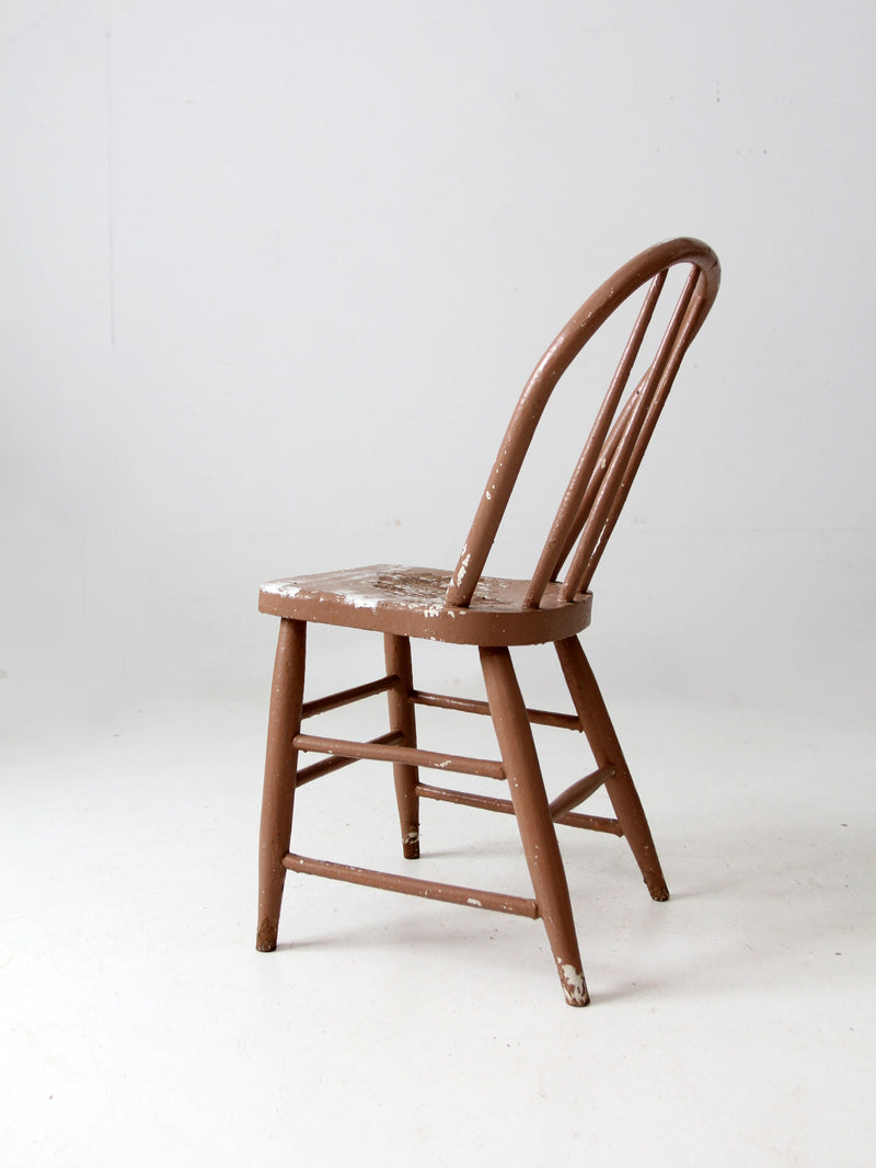 vintage spindle back Windsor chair