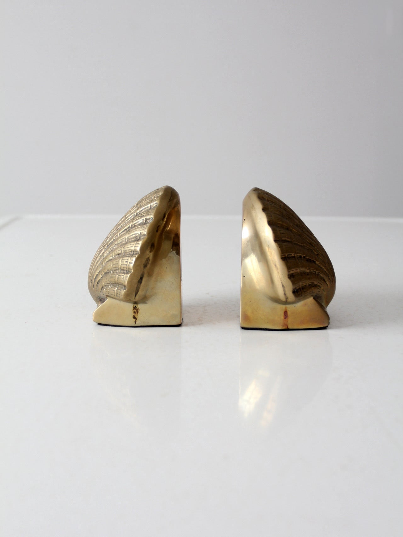 Pr Vintage 70's MCM Brass Scallop Seashell Bookends