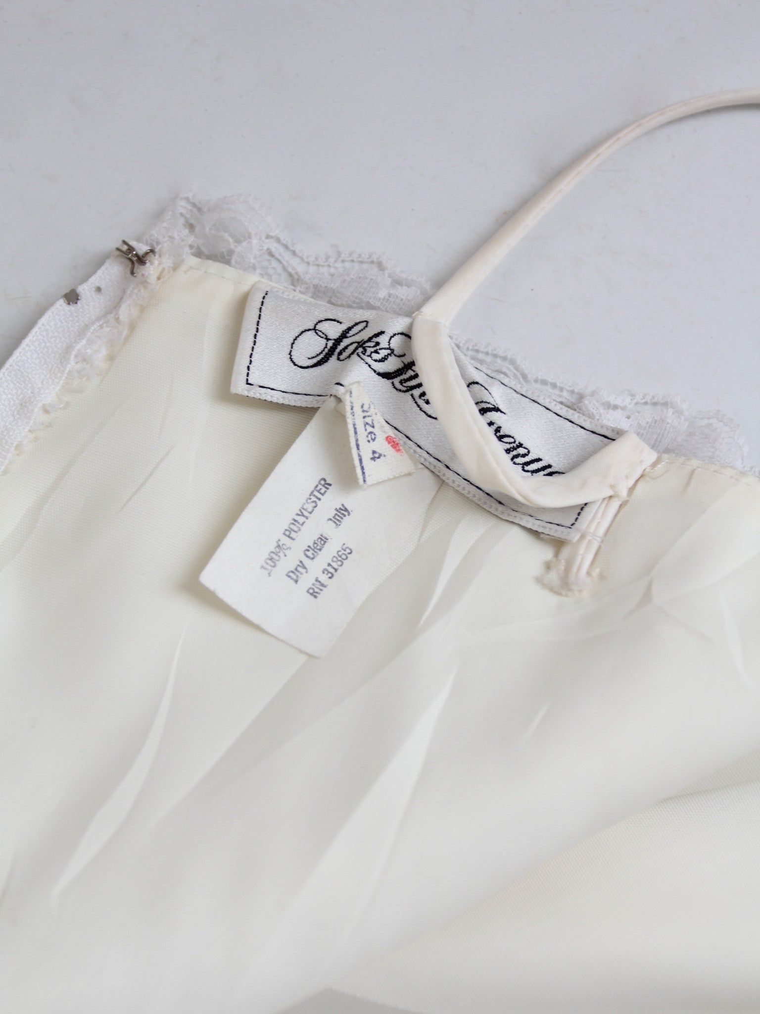 Saks off clearance fifth white dresses