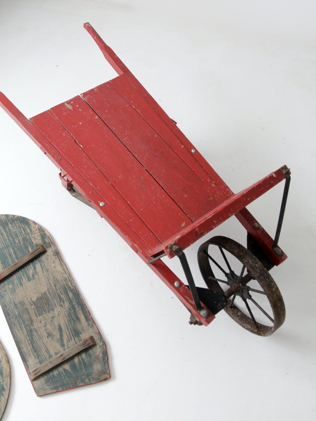 antique wooden wheelbarrow 86 Vintage