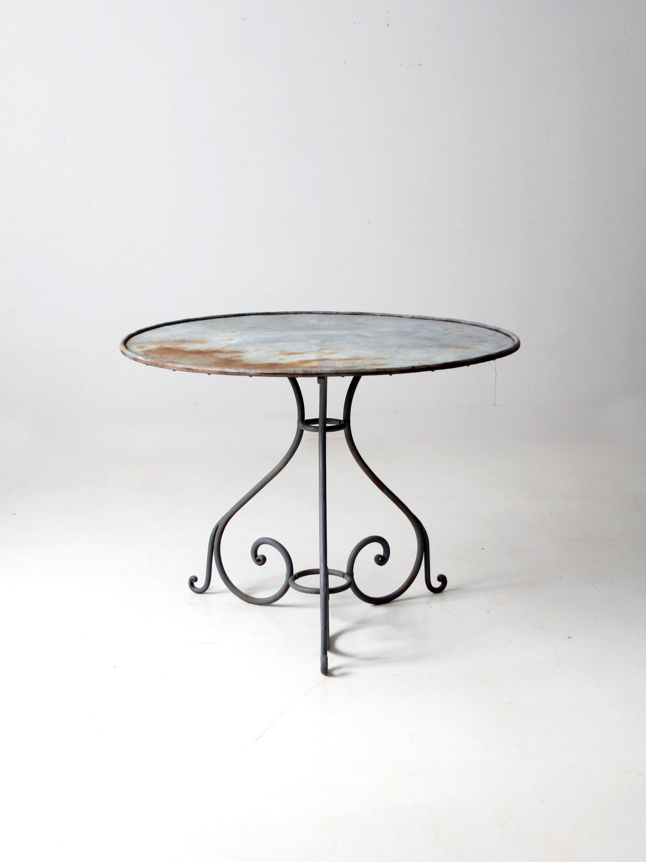 antique metal garden table – 86 Vintage