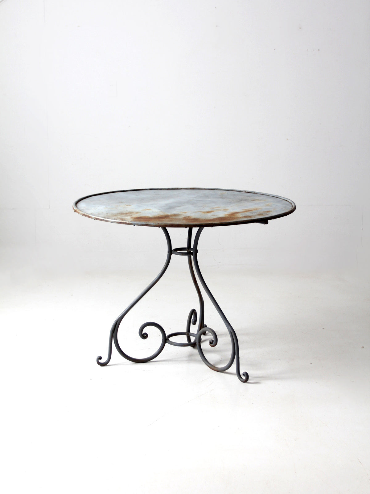 antique metal garden table – 86 Vintage