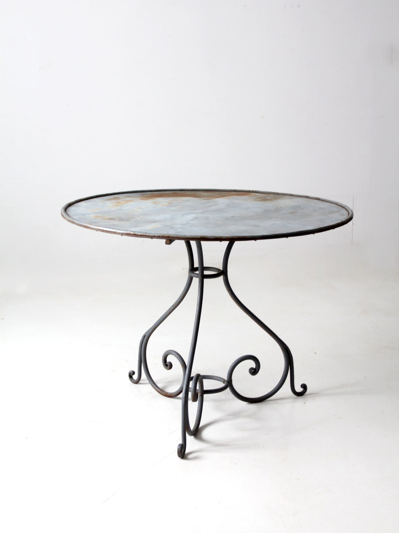 antique metal garden table – 86 Vintage