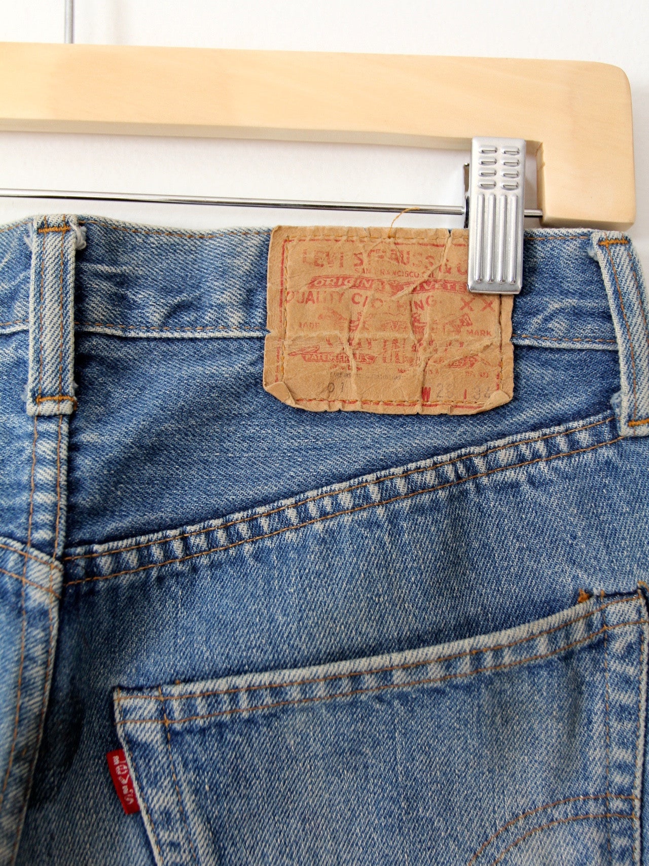 vintage Levi's 501 red line selvedge jeans, 29 x 31 – 86 Vintage