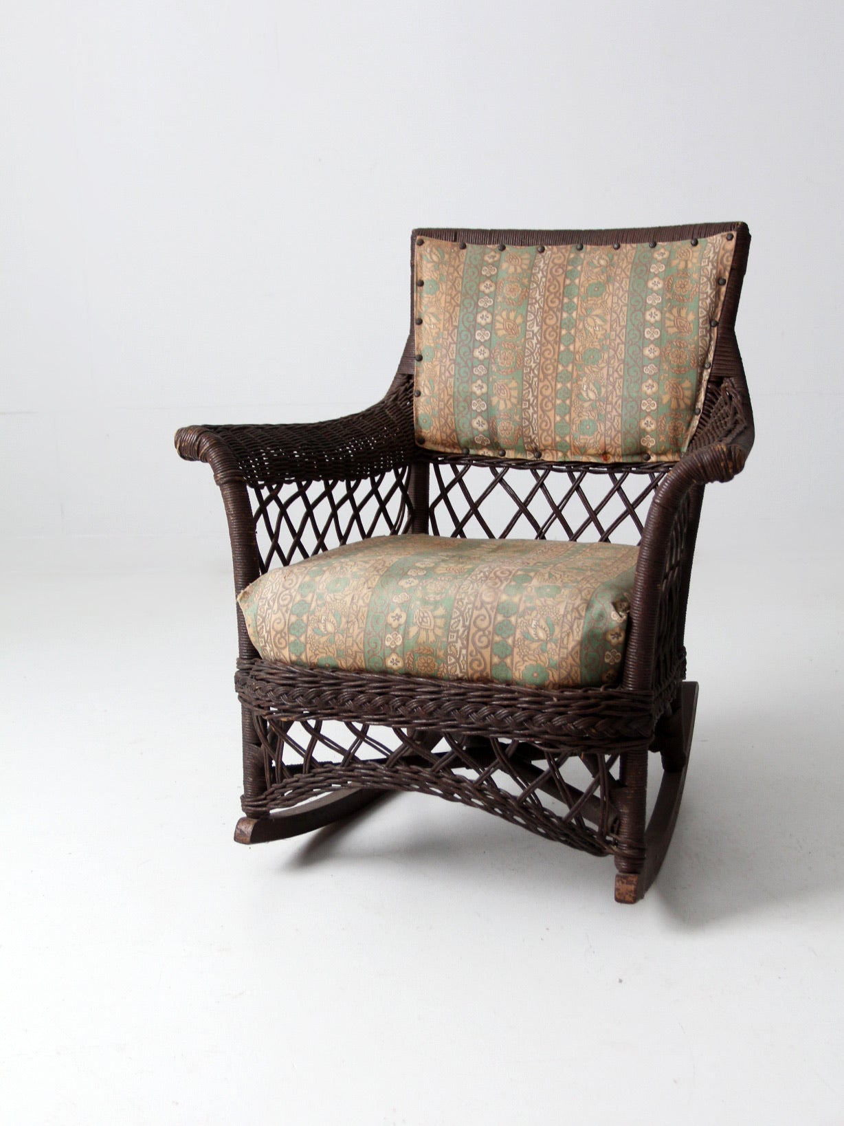 Antique wicker rocker with best sale spring seat