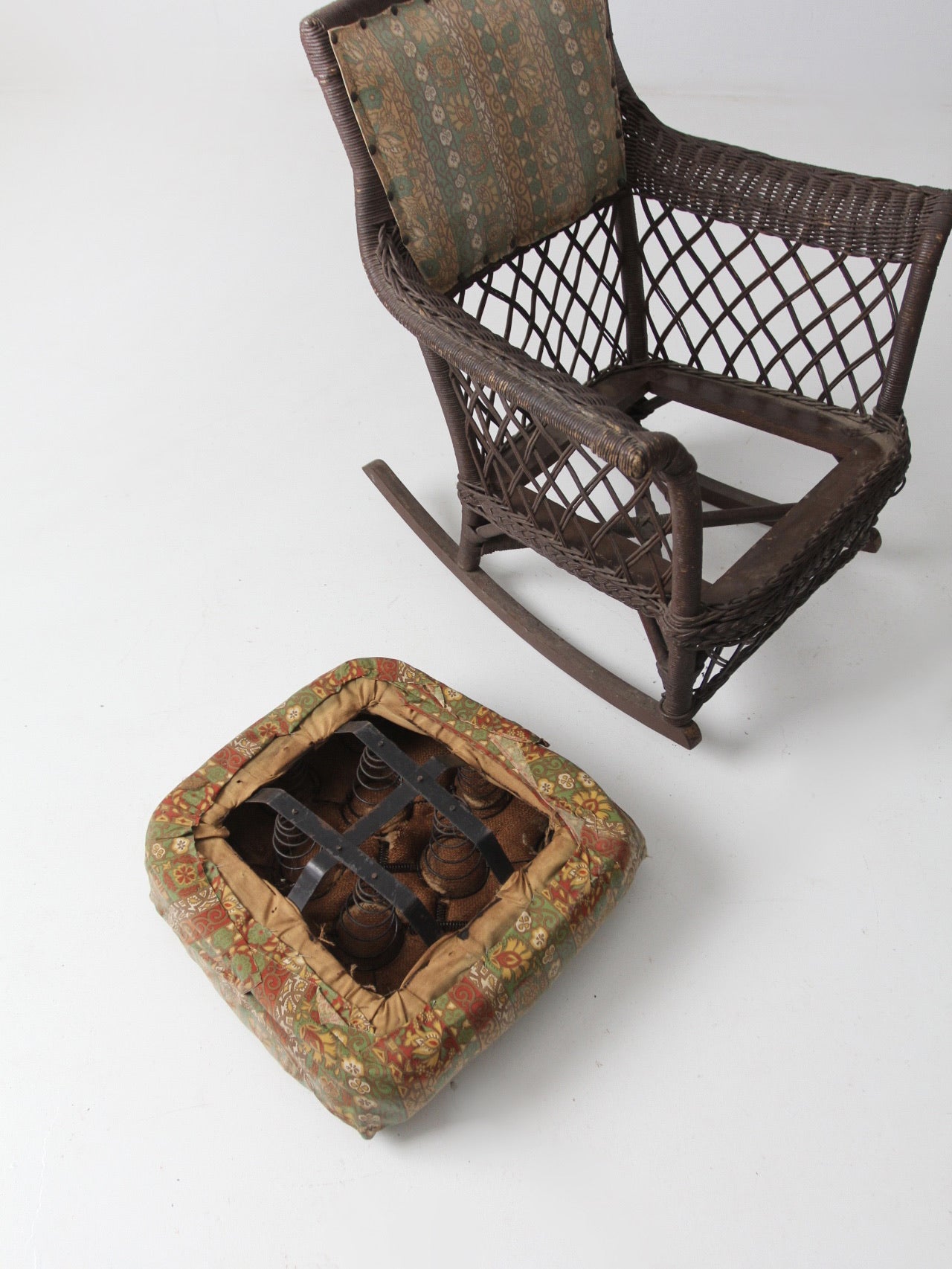 Antique wicker rocker with deals spring seat