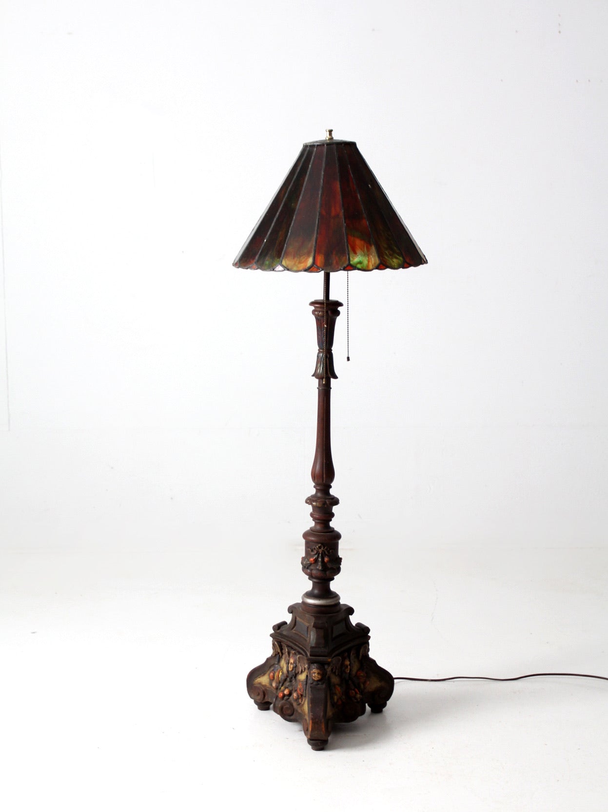 Outlet Antique lamp