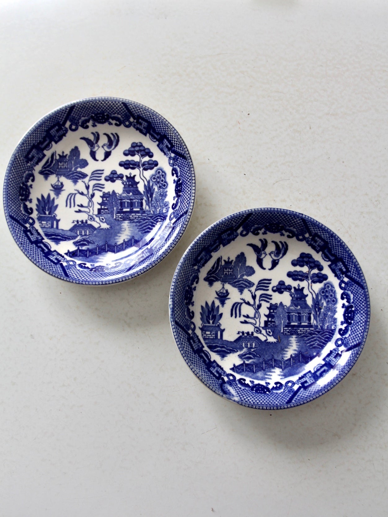 Willow pattern clearance bowls