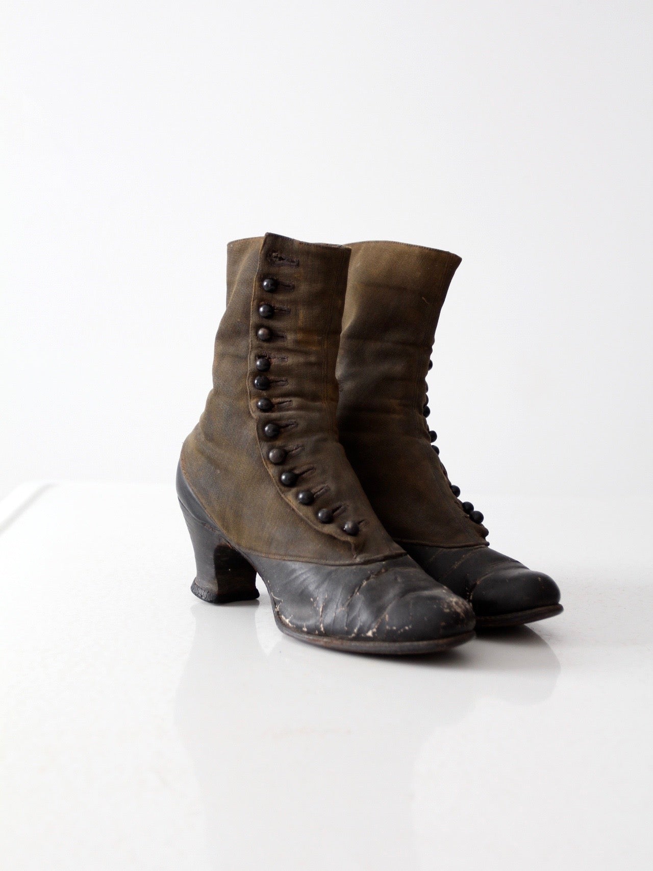 Leather hotsell victorian boots